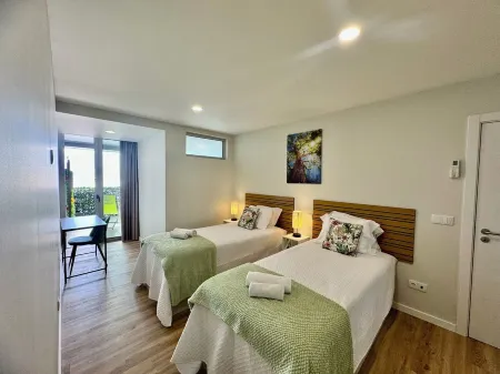 Seaview Escape with private Jacuzzi Отели рядом с достопримечательностью «Igreja de Sao Bento»