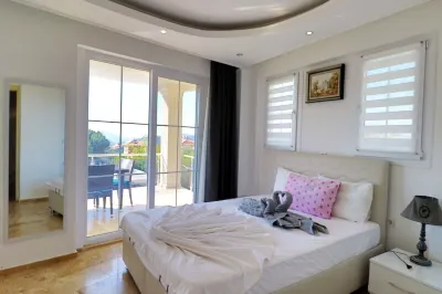 Private 5 bedroom villa in ovacik With heated pool and WIFI Hotels in 