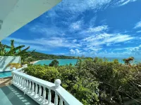 Beautiful villa close to Beach with ocean views