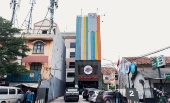 Sans Hotel Puri Indah Jakarta