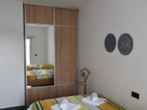 Villa Pina-TOP Apartment Evitos by the sea in Tisno / Dalmatia Hoteles en Tisno