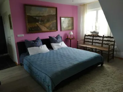Cozy apartment overlooking the greenery on the Lindenhof Hotels near St. Laurentiuskirche Zudar