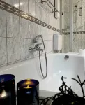 Spacious, quiet, A/C , Espresso machine, 2 queen beds, 50” Netflix TV,