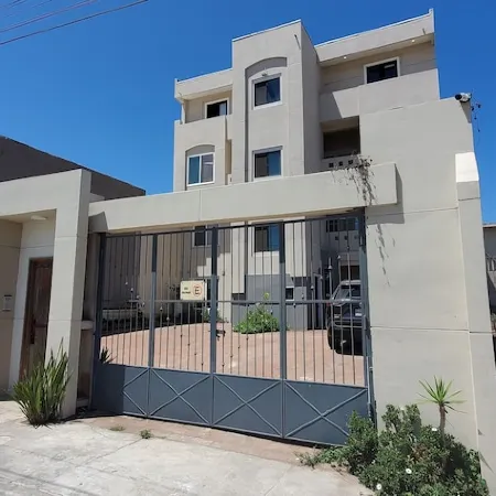 Modern 2 bedroom apartment by the bullring