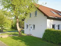 Fantastically situated vacation home for families & dogs, fenced, 200m to Lake Plau Hotele w: Funfseen