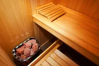 Luxury apartment with a big Jacuzzi and Sauna! Hotel dekat Kyiv National University of Trade and Economics