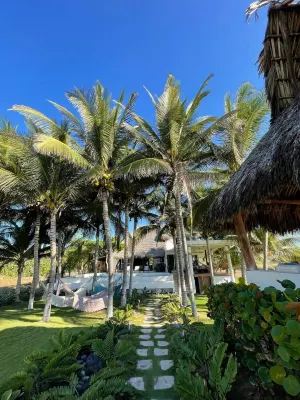 Villa Valens Paraíso Beach front @sailfish capital Hotels near Playa de Monterrico