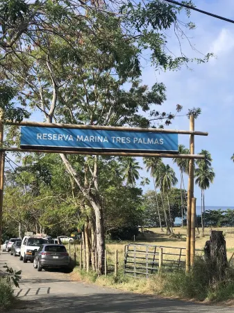 The Ranch At La Joya is a three bedroom modern farm house at Tres Palmas Estates Отели в г. Пунтас