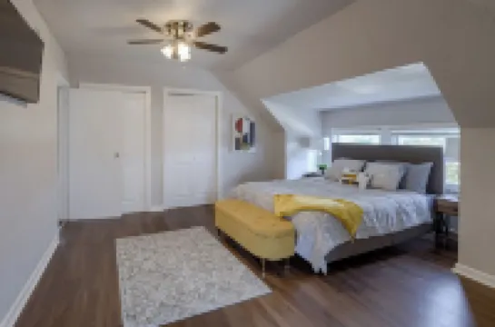 5minsTo KU Med  Free Wi-Fi Pet Friendly W&D