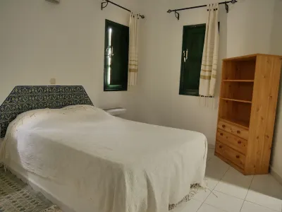 'DAR Leyla' CHARMING VILLA WITH POOL.... AT THE HEART OF THE DJERBIAN CAMPAIGN Hotels in 