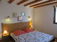 Large gite with PRIVATE POOL welcoming up to 13 people all year round