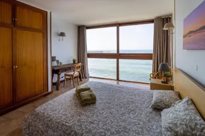 HOUSE TOUCHING THE SEA 2. AMAZING VIEWS. Hotels near El Artesano shop Tenerife