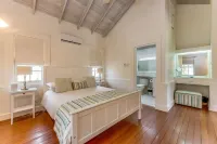 Idyllic 7 Porters Court, Beach Club Membership, pool, 5min walk beach,  Holetown