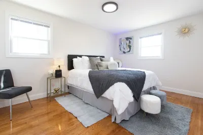 Spacious 4BR with Modern Amenities – Family-Friendly