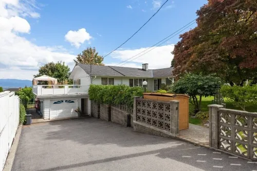 Beat the heat in The Starlight Suite!