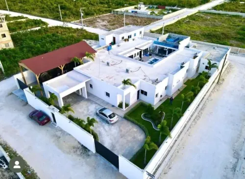 Luxury Villa in a Private Area - Biệt thự
