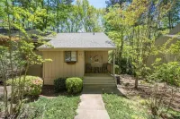 Amenities•Gated•Lake Keowee•Super Clean