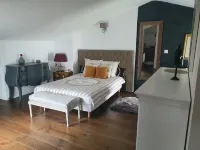 Beautiful architect-designed house with swimming pool, sauna, hammam...