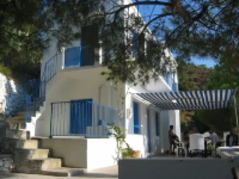 Family-friendly oasis near the beach
