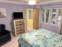 Private Villa,  2 minutes from the beach, 4 minutes to Georgetown