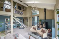 Waterfront oasis in heart of Berkshires Hotels in Sandisfield