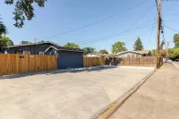 Sequoia/Kaweah Hospital Duplex 2/2