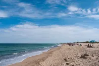 4-bedroom Vacation Home Less Than 1 Mile to Nauset Beach, AC, Fire-Pit - Wifi