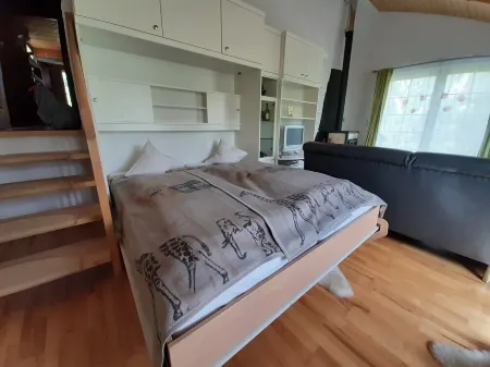 Uriges Chalet, Ideal für Familien und Gruppen bis 6 Personen Отели в г. Эльм