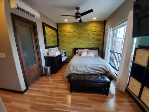 Downtown Luxury Suite