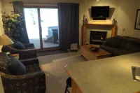 Snow Creek Village Ski in and ski out Hotels in Sun Peaks