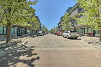 Grand Haven Condo - Walk to Nearby Hot Spots!