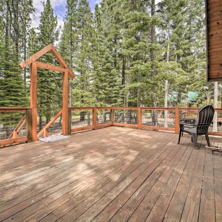 2 Mi to Tahoe Donner Ski Resort Forest-View Haven