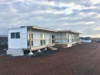 HomeOnTheLava~ Ocean & Volcano Views ~Sleeps 8 ~ Momma’s Oasis Hotels near Mauna Loa Lookout