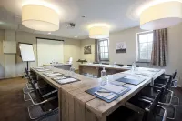 Hotel & Restaurant - Auberge de Hilver Hotels in Diessen