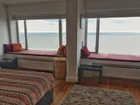 Salty Towers: A large holiday home with magnificent sea views Hotels near Cromer Beach