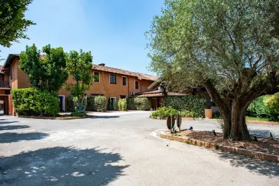 Motel Hotel Charlie Hotels in Spino d'Adda