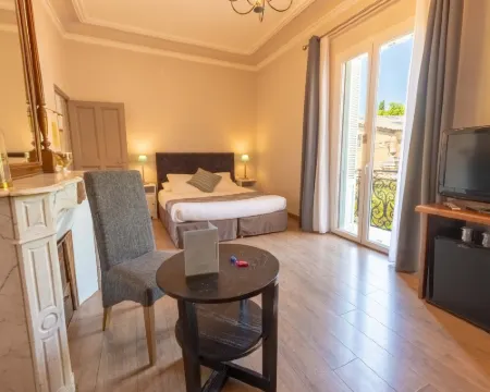 Hotel Sainte Anne - Apt Hotéis em Apt