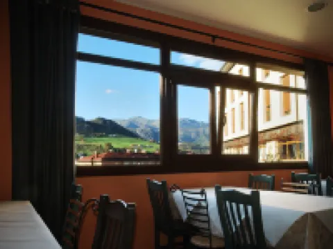 Los Acebos Arriondas Hotels in Parres