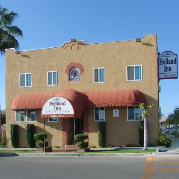 Holland Inn and Suites