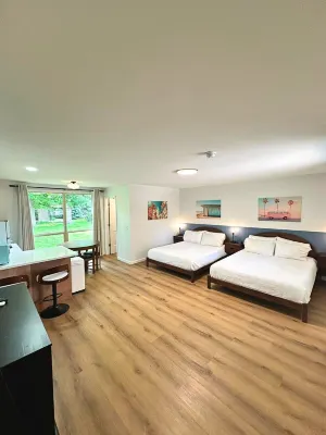 Sun & Sand Resort