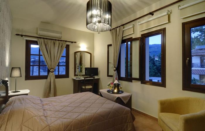 Enalion Hotel