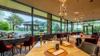 Domaine du Haut Jardin Hôtel & Chalets Spa Privé Hotel a Saint-Nabord