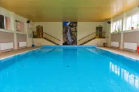 Dom Wczasowy Beskidy - piscina