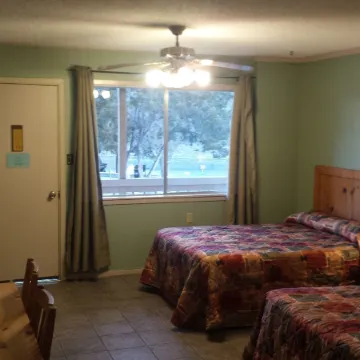 Lodge at Turkey Cove