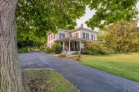 Monroe Manor Inn Hotels in Columbia Township