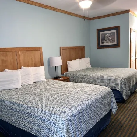 D&R Pelican Bay Resort