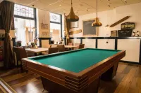 Hotel de Gulden Leeuw Hotels in Balk