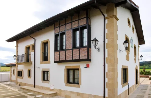 卡索納德拉凡提拉酒店