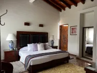 Casa Bugambilia, Un Pequeño Hotel en Tepoztlán - balcony