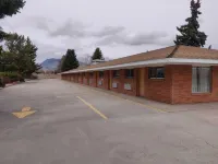 Skyline Motor Inn - Motels